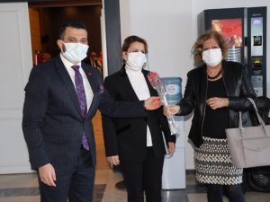 Manisa Kent Konseyi, Kadınlar Gününü kutladı