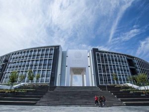 ’Medipol İK Ödülleri’ çevrim içi törenle sahiplerini buldu