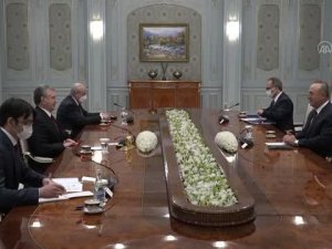 Bakan Çavuşoğlu, Özbekistan Cumhurbaşkanı Mirziyoyev ile görüştü