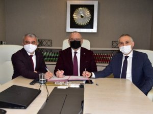 Büyükşehir fidanlarını 100 dönümlük alanda yetiştirecek