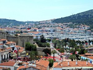 Çeşme’de 88 arsa satışa çıkarıldı