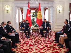 Bakan Çavuşoğlu, Kırgızistan Başbakanı Maripov ile görüştü