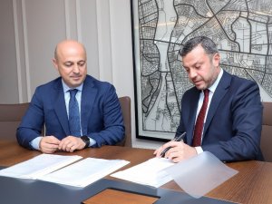 Yamaçlı Diş Hastanesi için imzalar atıldı