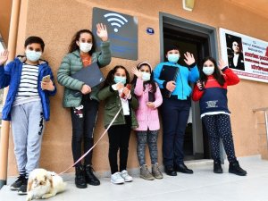 İzmir’de 86 köy ücretsiz internete kavuşuyor