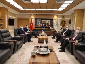 Başkan Ramazan, UNDP Suriye Programı Yöneticisi Köstem ile bir araya geldi