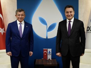 Babacan; ‘Doğu Türkistan, iktidarın hem ana hem de küçük ortağına her gün sorulmalı’