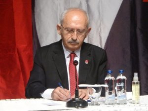 Kılıçdaroğlu, kanaat önderleri ve muhtarlarla buluştu