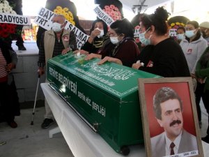 Türk Halk Müziği Sanatçısı Ahmet Günday, Fethiye’de toprağa verildi