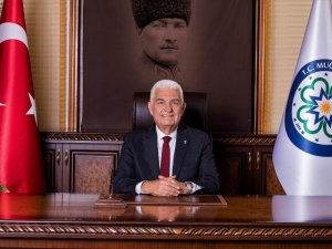 Doktor Başkan sağlık emekçilerinin gününü kutladı