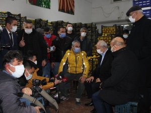 Kılıçdaroğlu hal esnafı ile bir araya geldi