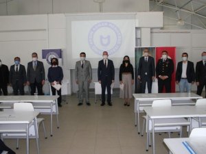 Söke İşletme Fakültesinde İstiklal Marşına saygı etkinliği