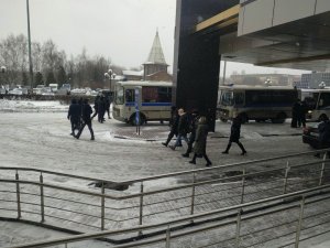 Rusya’da bağımsız milletvekili adaylarının toplantısına polis baskını: 170 gözaltı