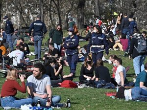 İtalya’da son 24 saatte 26 bin 62 yeni vaka