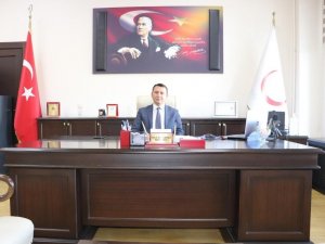 Kars Sağlık Müdürü Lazoğlu, sağlık çalışanlarının tıp bayramını kutladı