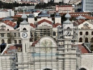 Mekteb-i Tıbbiye-i Şahane’deki restorasyon çalışmaları havadan görüntülendi