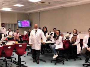 Prof. Dr. Öztek’ten Tıp Bayramı mesajı