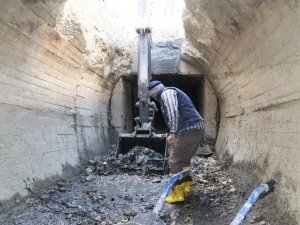 Sulama kanalındaki temizlik tamamlandı, 137 kamyon çöp çıktı
