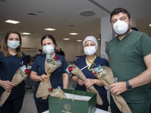 Mersin’de sağlık çalışanlarına 14 Mart sürprizi