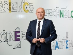 Uğur Okullarında başarı ödüllendiriliyor