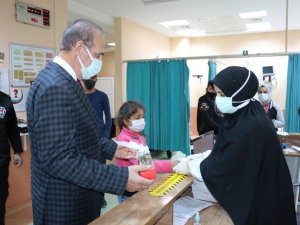 Yalçınkaya’dan sağlık çalışanlarına ziyaret