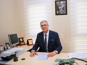Tıp camiasını yasa boğan ölüm: Prof. Dr. Kamil Kumanlıoğlu hayatını kaybetti