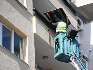 Kuşadası’nda çarşılarına görsel düzenleme