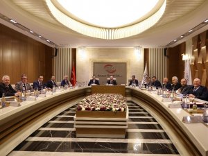 ATO’dan Esenboğa yöneticilerine "yeni dış hat uçuşları" talebi