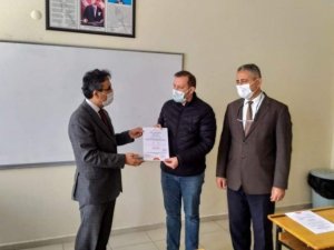 Kuşadası’ndaki ilkokullara temizlik belgesi verildi