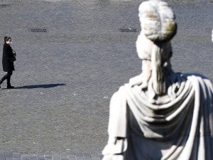 İtalya’da son 24 saatte 23 bin 59 yeni vaka