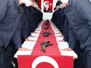 Aliağa’da 82 asker yemin etti