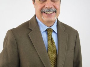 Prof. Dr. Gönüllü: “Virüs henüz ortadan yok olmadı, hala kapımızın önünde bizi bekliyor”