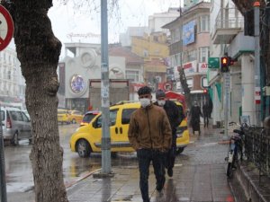 Afyonkarahisar’da yoğun kar yağışının ardından güneş açtı