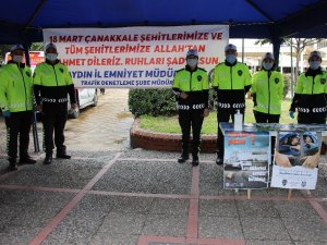 Trafik polislerinden şehitler için lokma hayrı