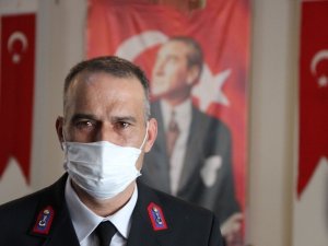 Seyit Onbaşı’nın torunu: “Dedem, derenin karşısına geçemeyen yüklü hayvanı sırtını alıp geçirirmiş”
