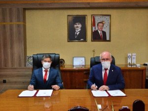 Uşak Üniversitesi ve AFAD arasında ‘Afet Farkındalık Eğitimi’ protokolü İmzalandı