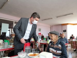 Burdur Belediye Başkanı Ercengiz: "15-20 güne kadar normale döneriz"