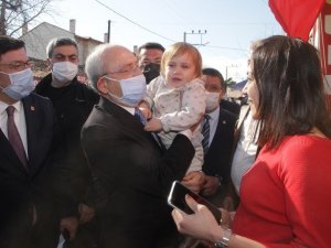 Kemal Kılıçdaroğlu Alçıtepe’de muhtarlar ile bir araya geldi