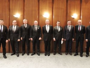 PETDER’de başkan değişti