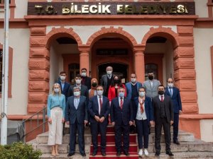 AK Parti’nin yeni yöneticilerinden ziyaretler