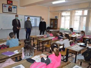 Şuhut’ta okullarda koronavirüs denetimi