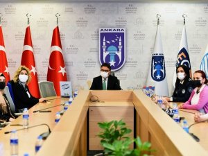 Tüketici haklarını resim ve karikatürlere başarıyla yansıttılar
