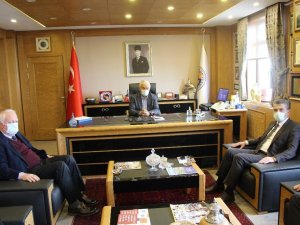AK Parti’den Avrasya Üniversitesi’ne ziyaret