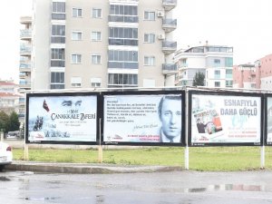 Şiir Çiğli sokaklarında