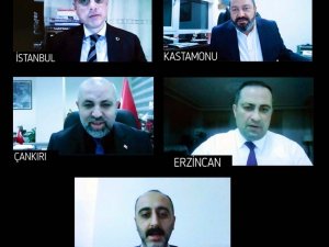 Sağlık Bakanı Koca, vaka artışı yaşanan illerin yöneticileriyle koordinasyon toplantısı gerçekleştirdi