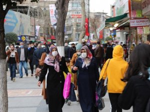 Malatya’nın ’kırmızı’ya dönmesi vatandaşları endişelendiriyor