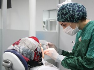 Pandemi diş bakımı ve tedavisini aksattı