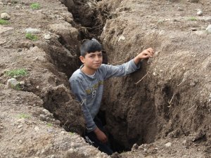 Harmandalı sakinleri diken üstünde