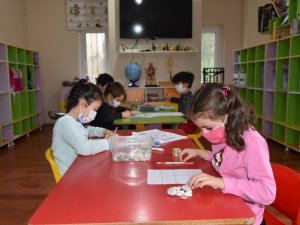 Yunusemreli minikler eğlenerek öğreniyor