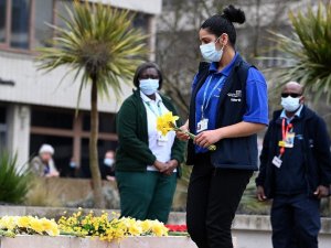 İngiltere’de son 24 saatte Covid-19’a bağlı 112 can kaybı