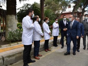 Vali Karadeniz, Ruh Sağlığı ve Hastalıkları Hastanesinde incelemelerde bulundu